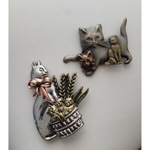 2 Vintage Brooches K&T KC Cat Kittens Brooch Pin Silver Gold Copper Tone Signed